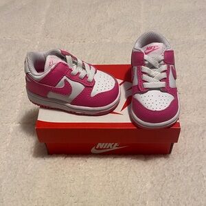 Nike Dunk Low New With Box Size 3c Baby Sneakers in Pink and White